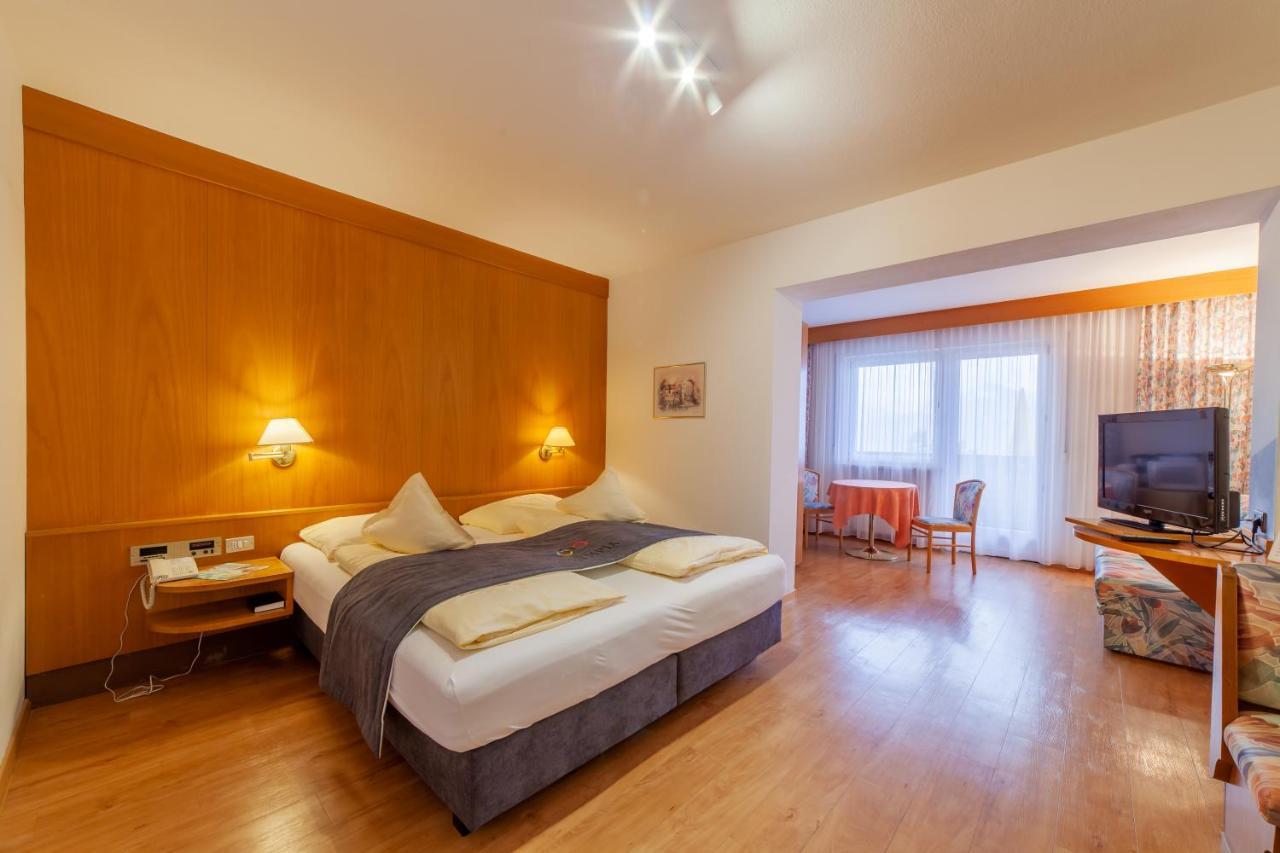 Fruehstuecks-Hotel Olympia Tirolo Exteriör bild