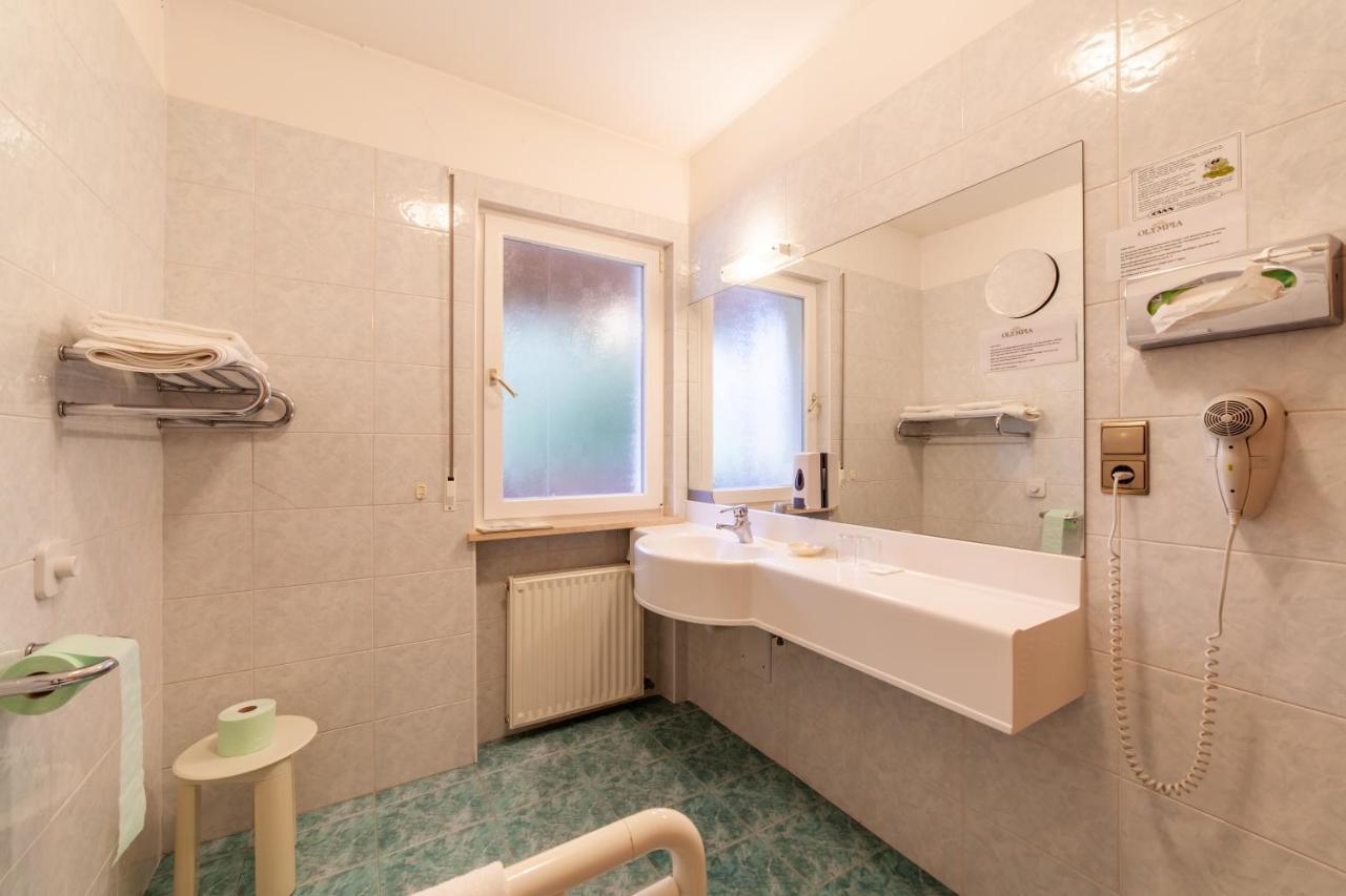 Fruehstuecks-Hotel Olympia Tirolo Exteriör bild