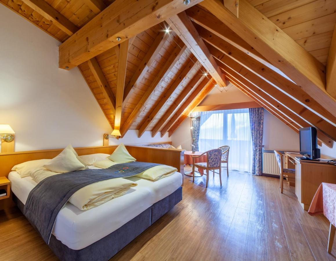 Fruehstuecks-Hotel Olympia Tirolo Exteriör bild